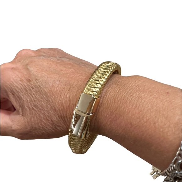 Gold Woven Magnetic Close Bangle Bracelet - Picture 6 of 8